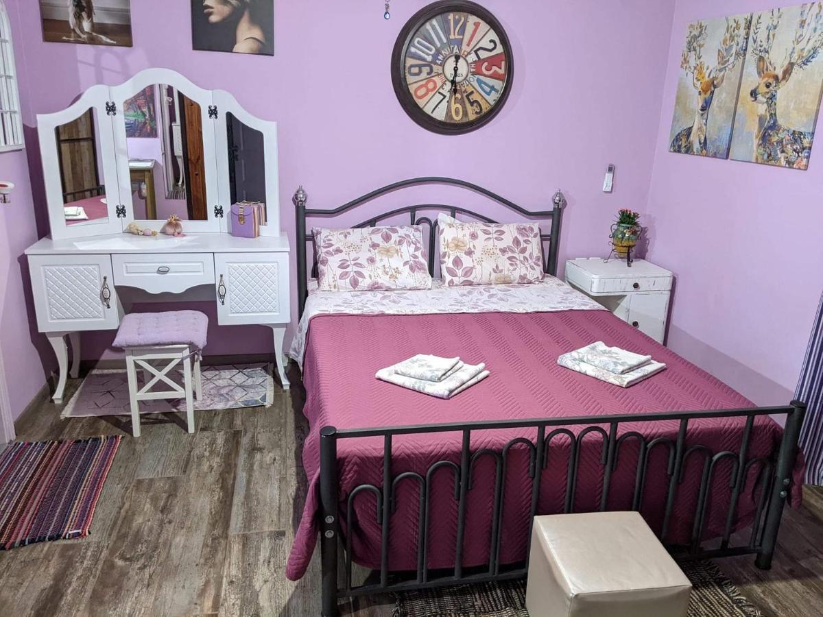 Apartament Valena'S House Janina Zewnętrze zdjęcie
